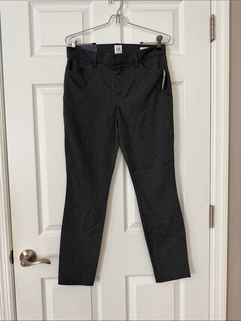 GAP Women's Skinny Ankle in Charcoal